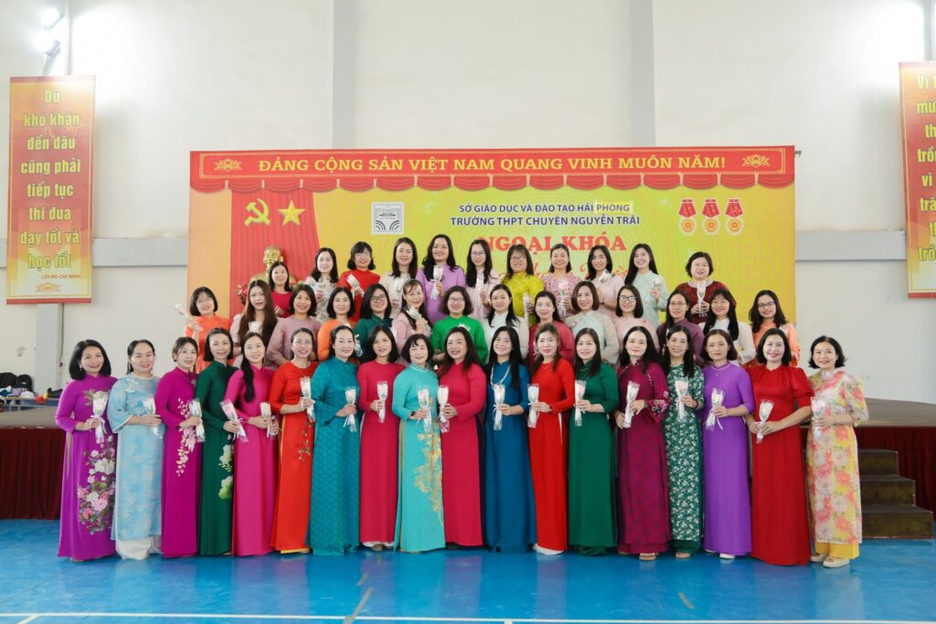 Phụ nữ Việt Nam 20/10