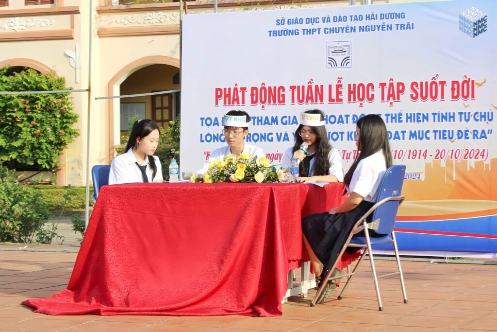 Tọa đàm