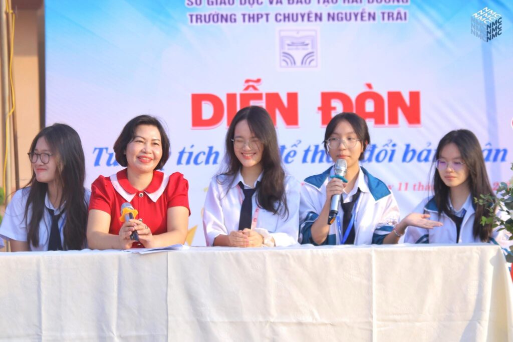 Diễn đàn